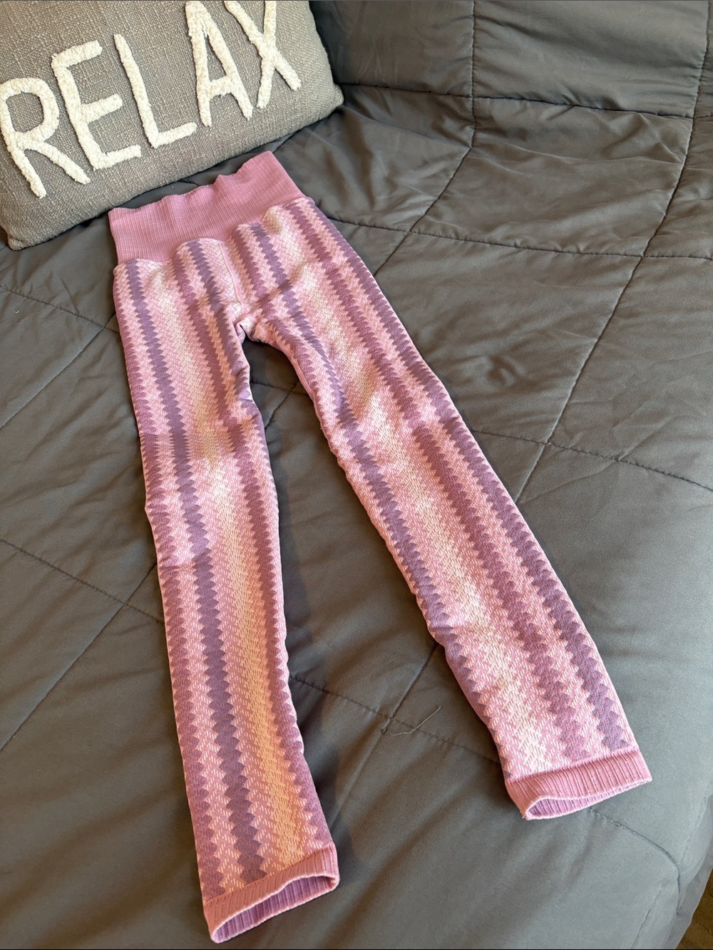 Free People Movement S Pink Purple Seamless Leggings Active Yoga Zig Zag Chevron